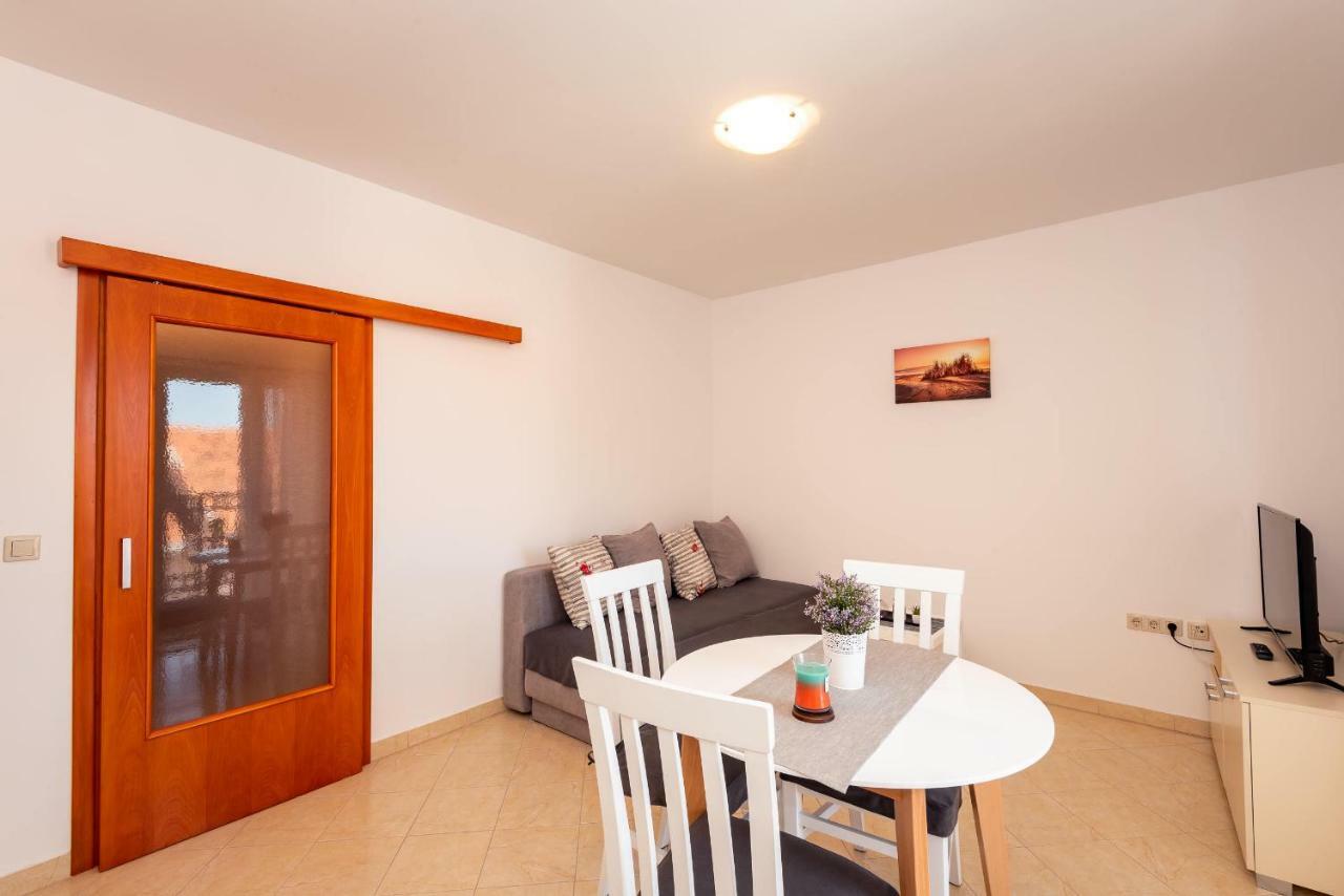 Apartmani Marina Klek Exterior photo