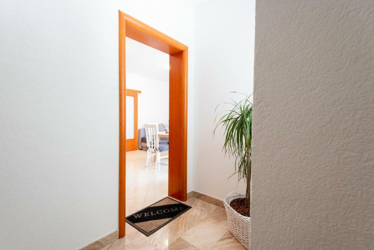 Apartmani Marina Klek Exterior photo