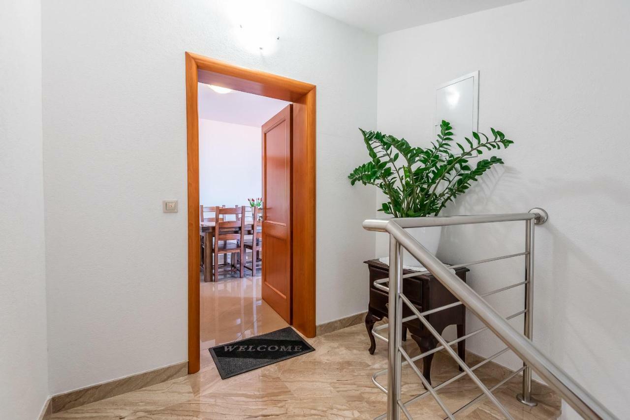 Apartmani Marina Klek Exterior photo